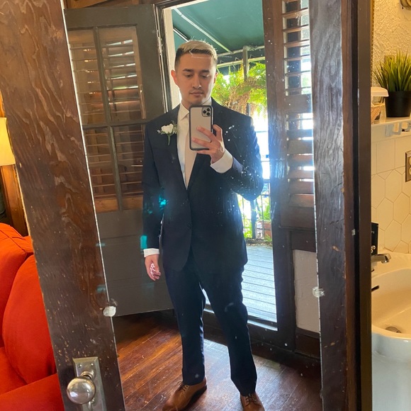 Meet your Posher, Bryan - Picture 1 of 2